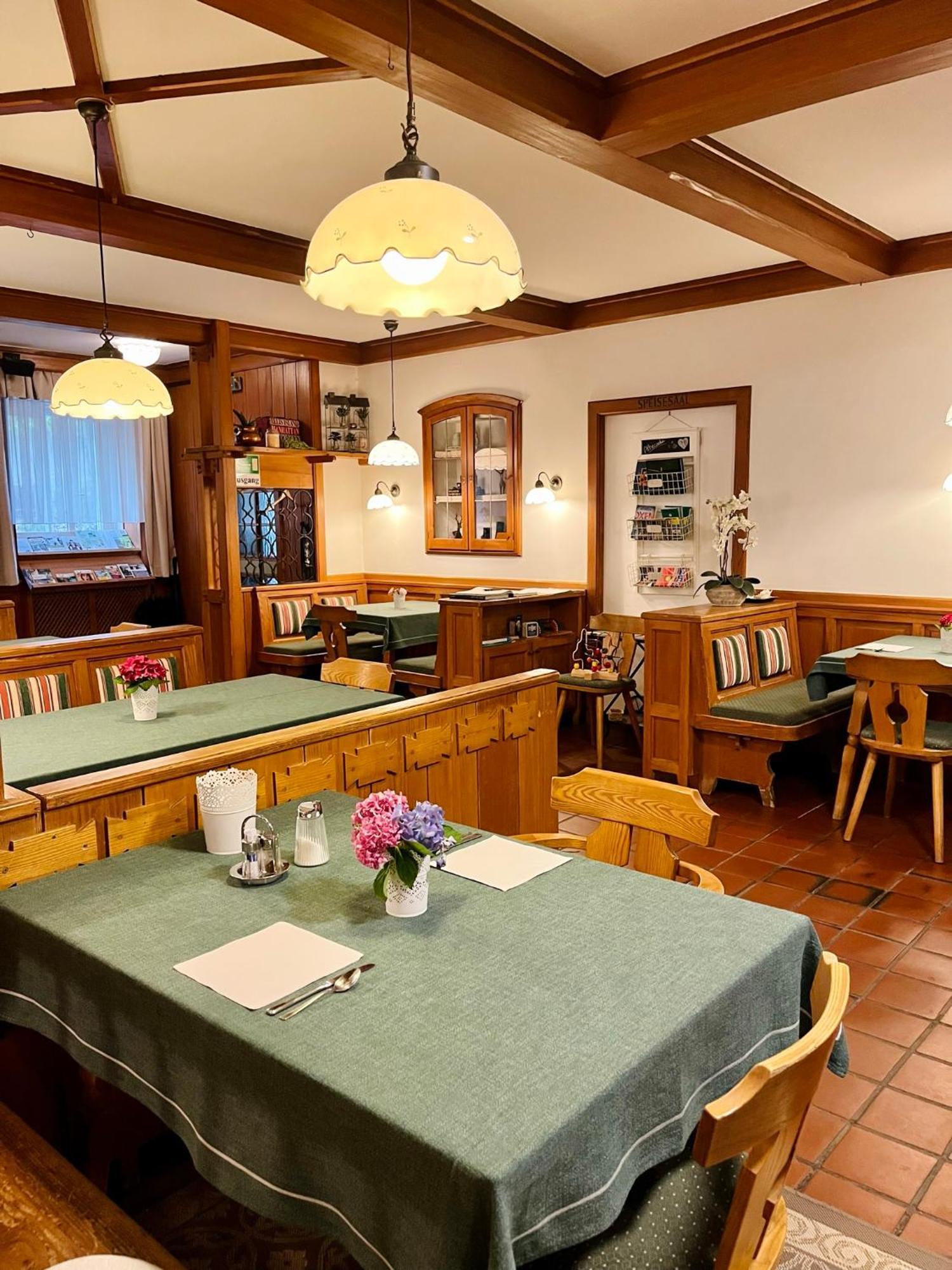 Athecada Fruehstueckspension Birkfeld Bagian luar foto